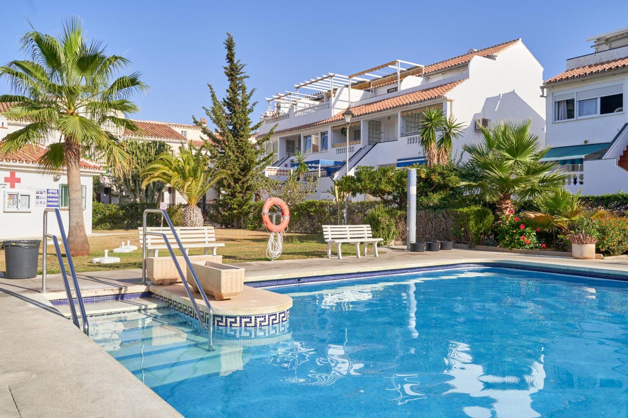 Terraza Sobre El Mar Apartment ตอร์ร็อกซ์ ภายนอก รูปภาพ