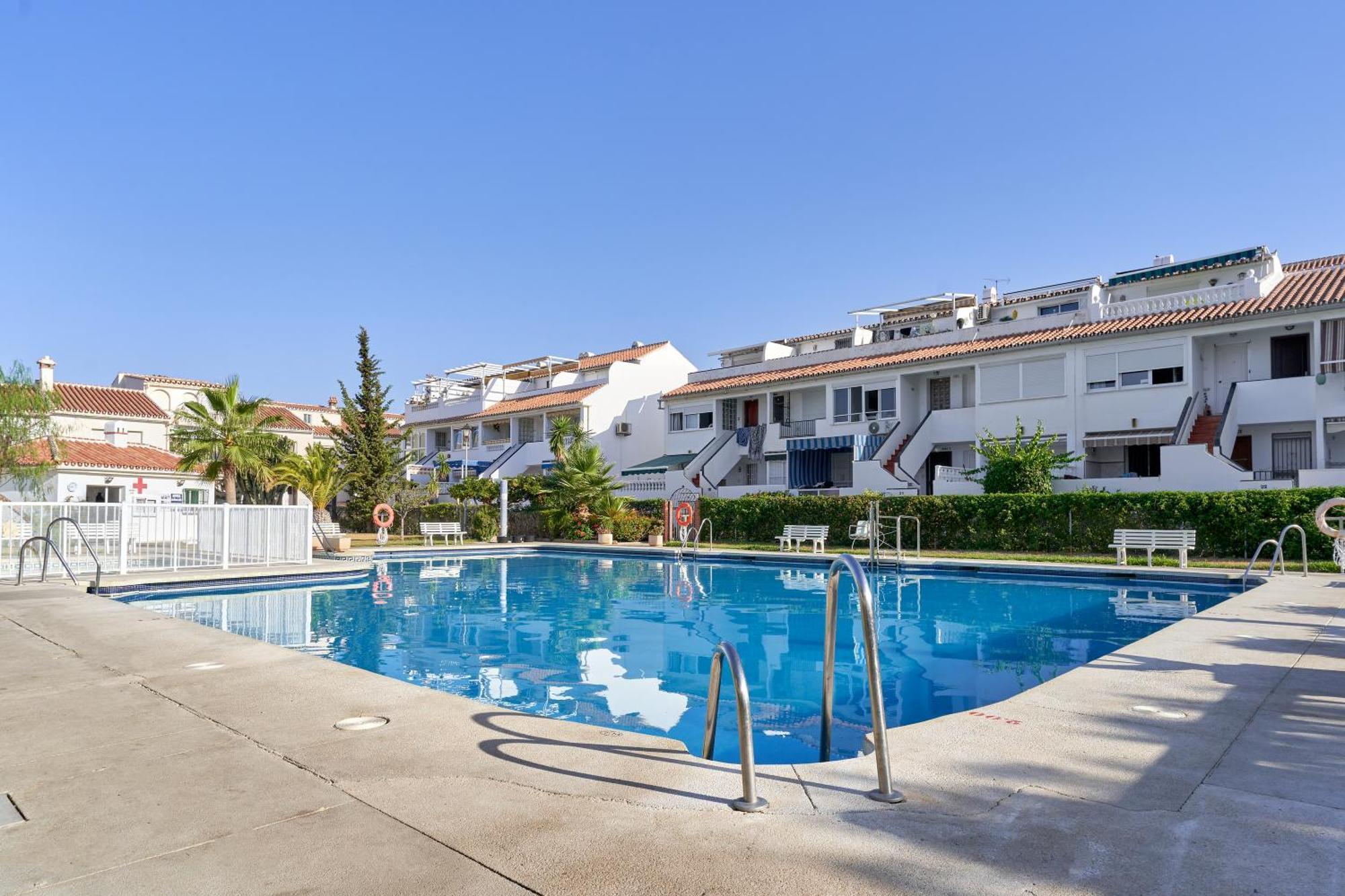 Terraza Sobre El Mar Apartment ตอร์ร็อกซ์ ภายนอก รูปภาพ